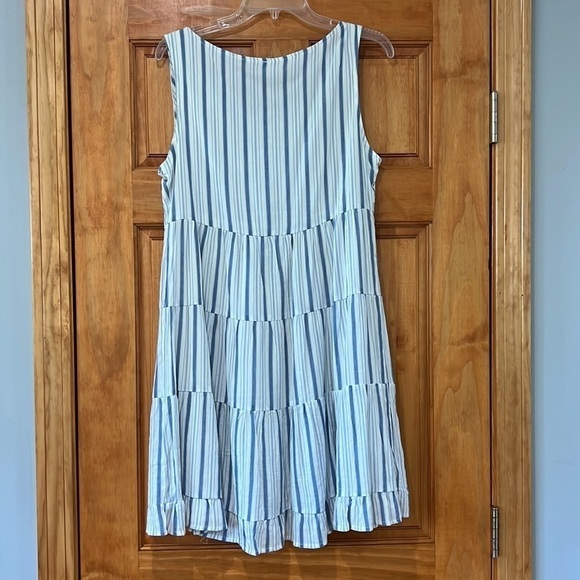 MIA & Tess Blue and White Striped Sleeveless Dress - Picture 4 of 4